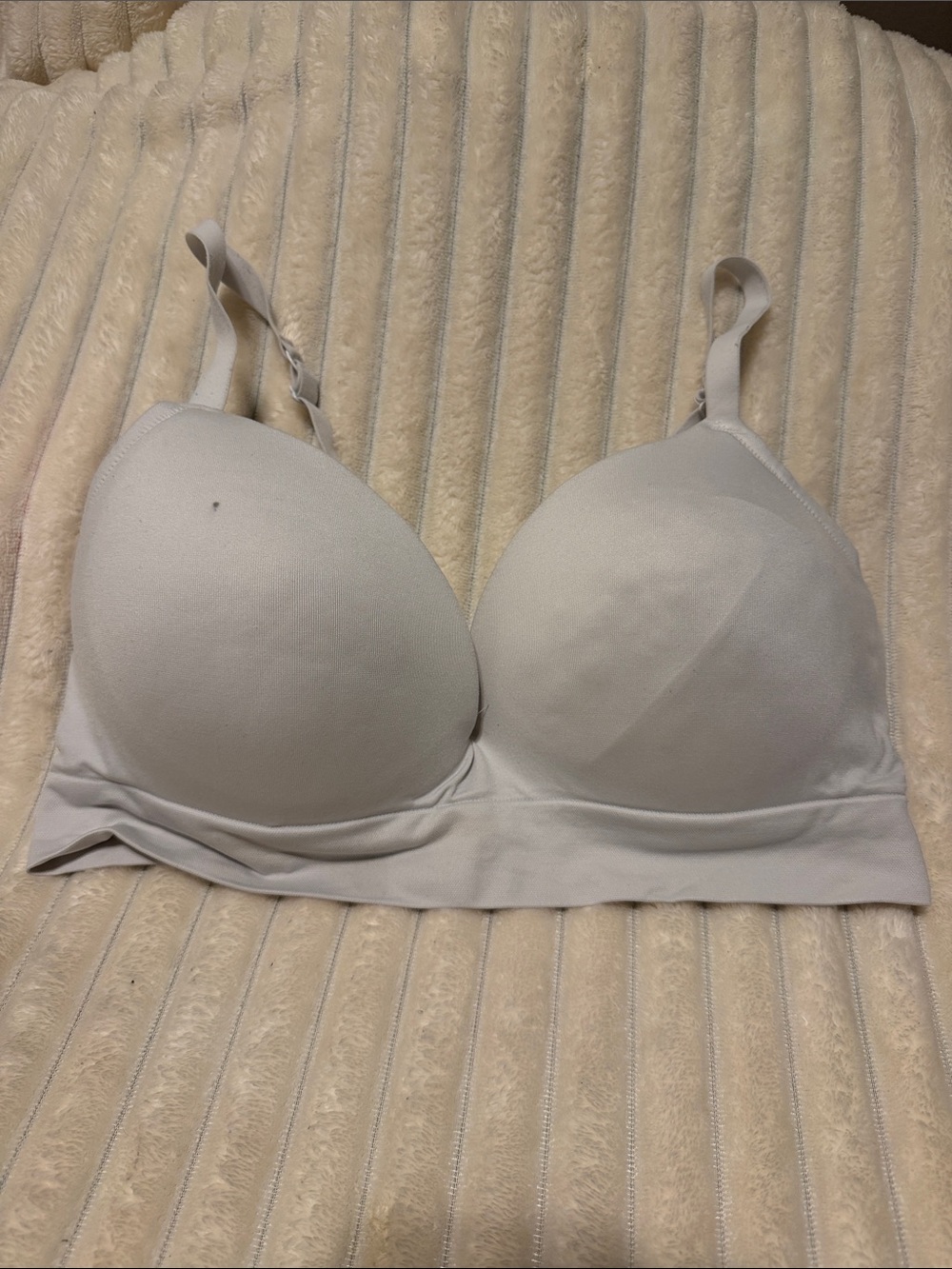 🔴 No Boundaries white Seamless T-Shirt Bra